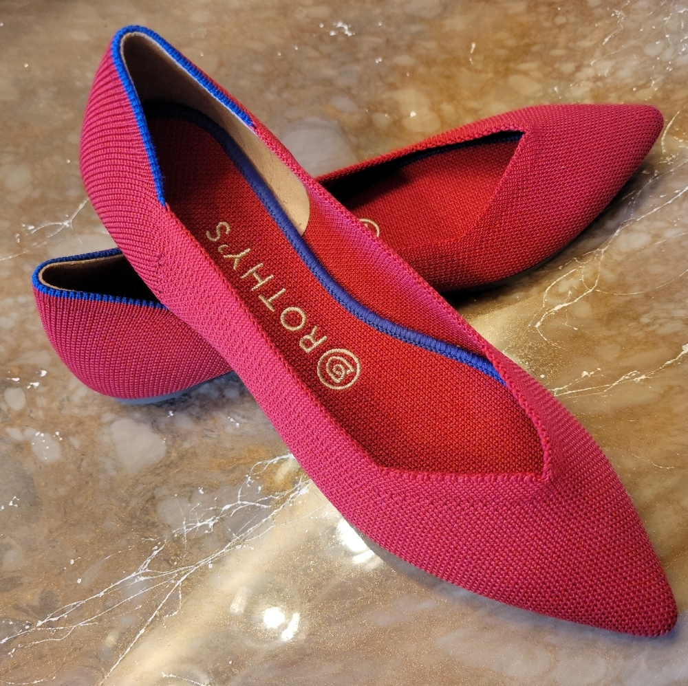 "The Point" Chile Red Rothy's